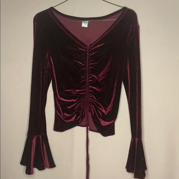 BELL SLEEVES BURGUNDY VELVET TOP - Picture 2 of 7